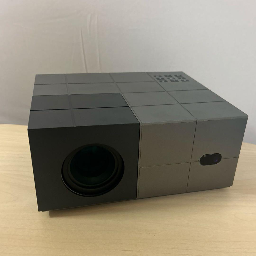 【美品・付属品完備】WiFi6 4K対応 プロジェクター 28000ルーメン