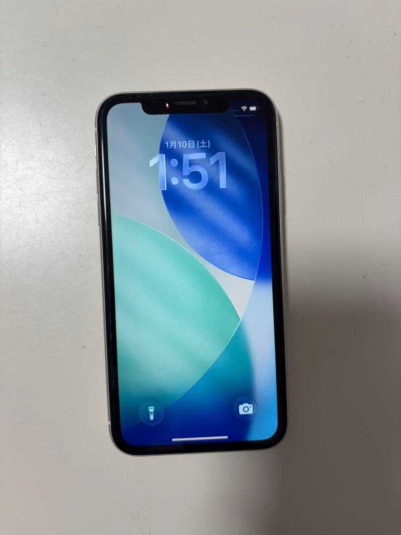 iPhone11 64G SIMフリー　少し傷、割れなし
