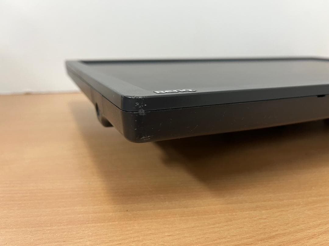 BenQ 24型 液晶ディスプレイ XL2411P 壁掛け使用