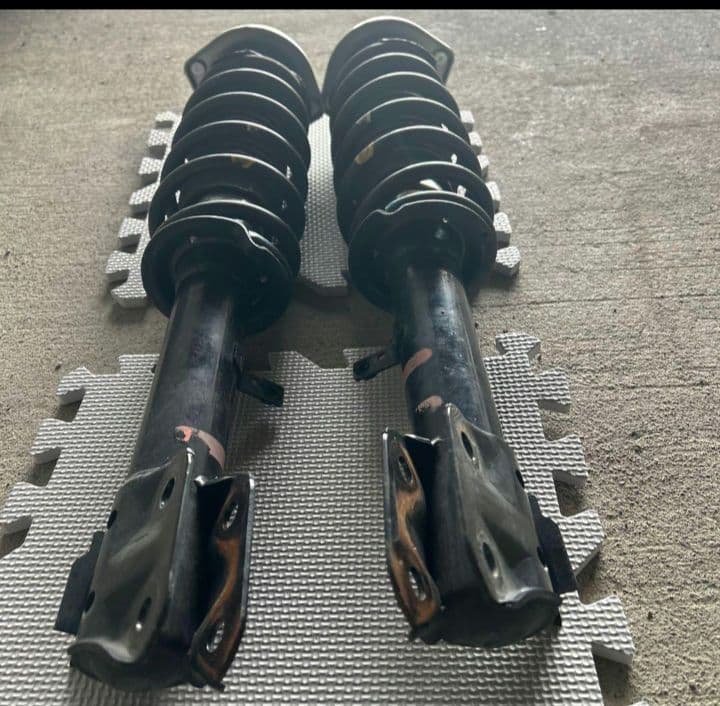 送料無料 ダイハツ タントカスタム L350S 純正サスペンション4本セット