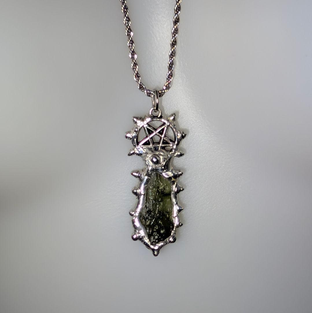 ご予約品《モルダバイト・アウロラ フリズスキャルヴ ―変容の聖座―》〜星の玻璃〜