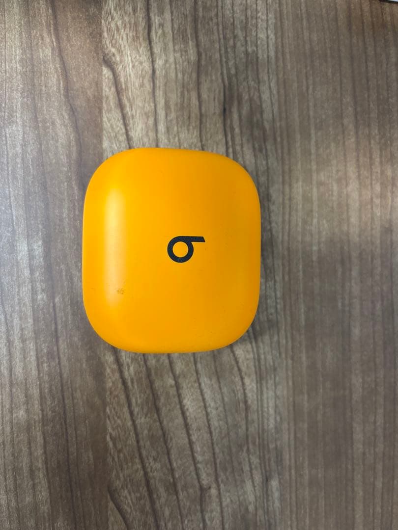 Beats ワイヤレスイヤフォン イエロー