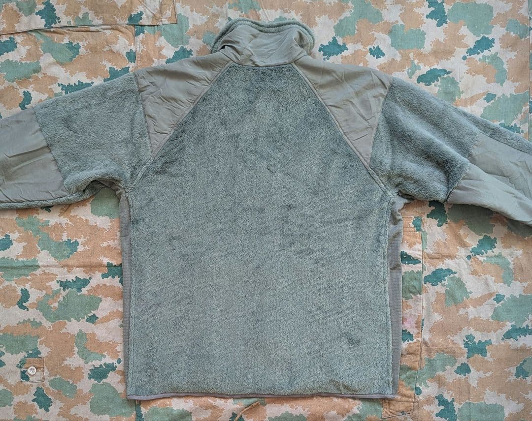 [アメリカ軍] M-R ECWCS GEN3 LEVEL3 フリースジャケット