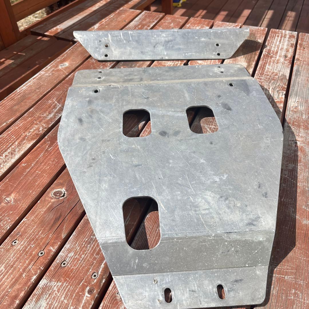 スバル　インプレッサ GF GC8アルミ　アンダーガード　アンダーカバー