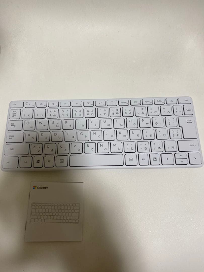 Microsoft デザイナーコンパクトキーボード　グレイシア　日本語配列