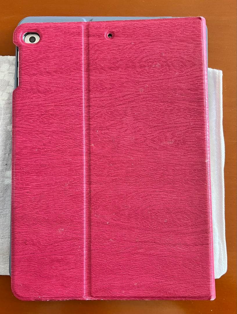 Apple iPad (第5世代) 128GB 中古　箱付き