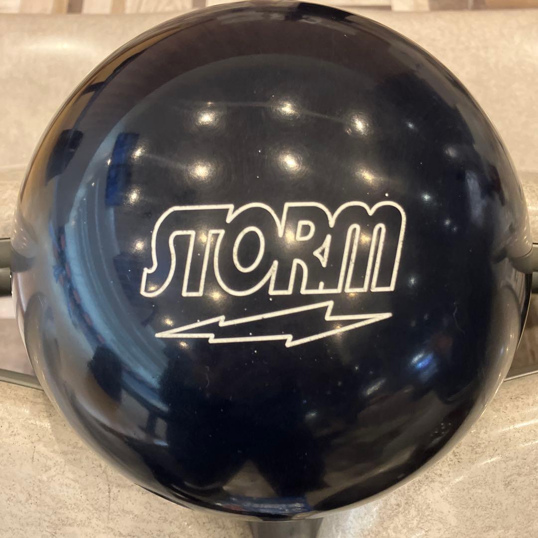 LEVEL STORM ボウリングボール　レベル