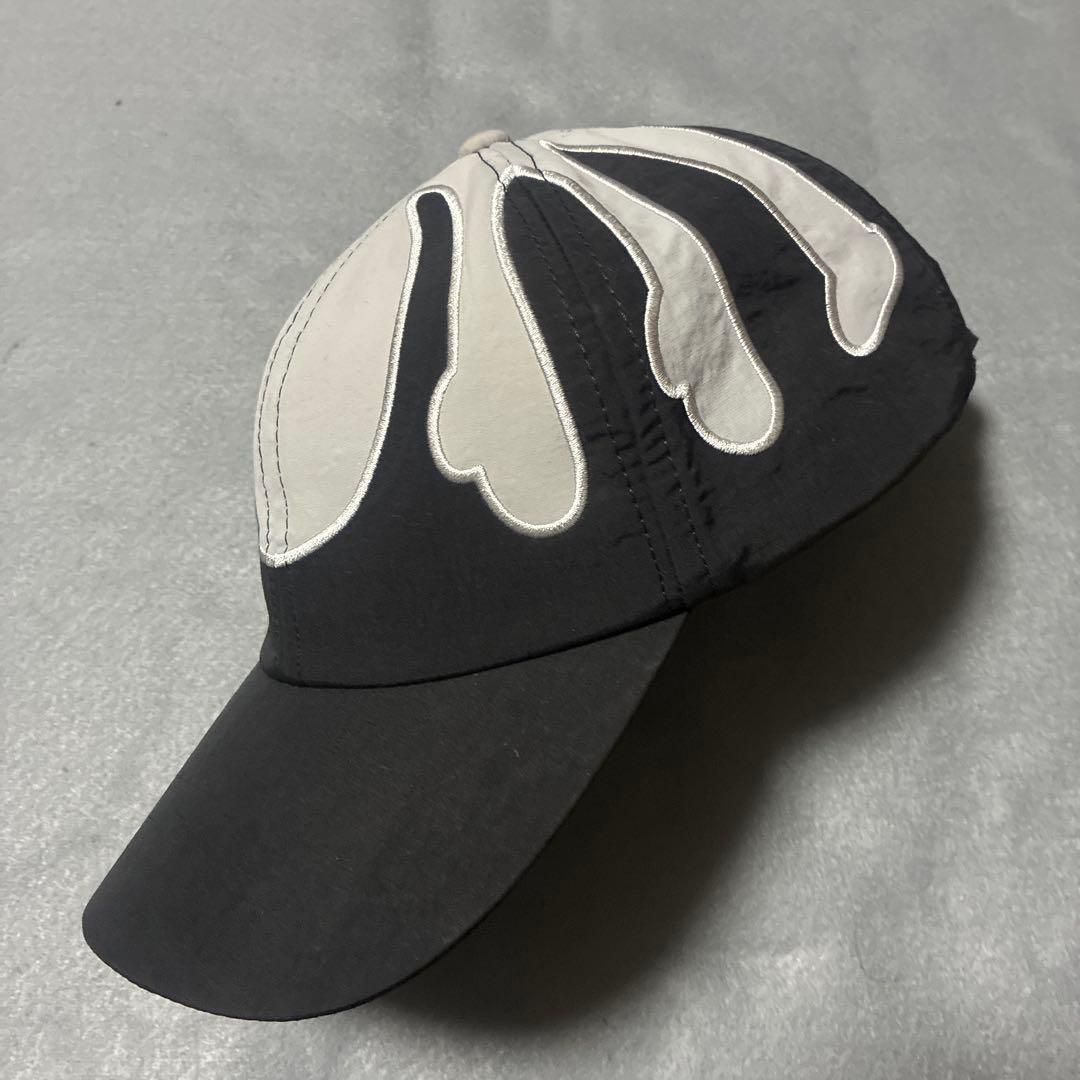 帽子 signature element ALIEN CAP