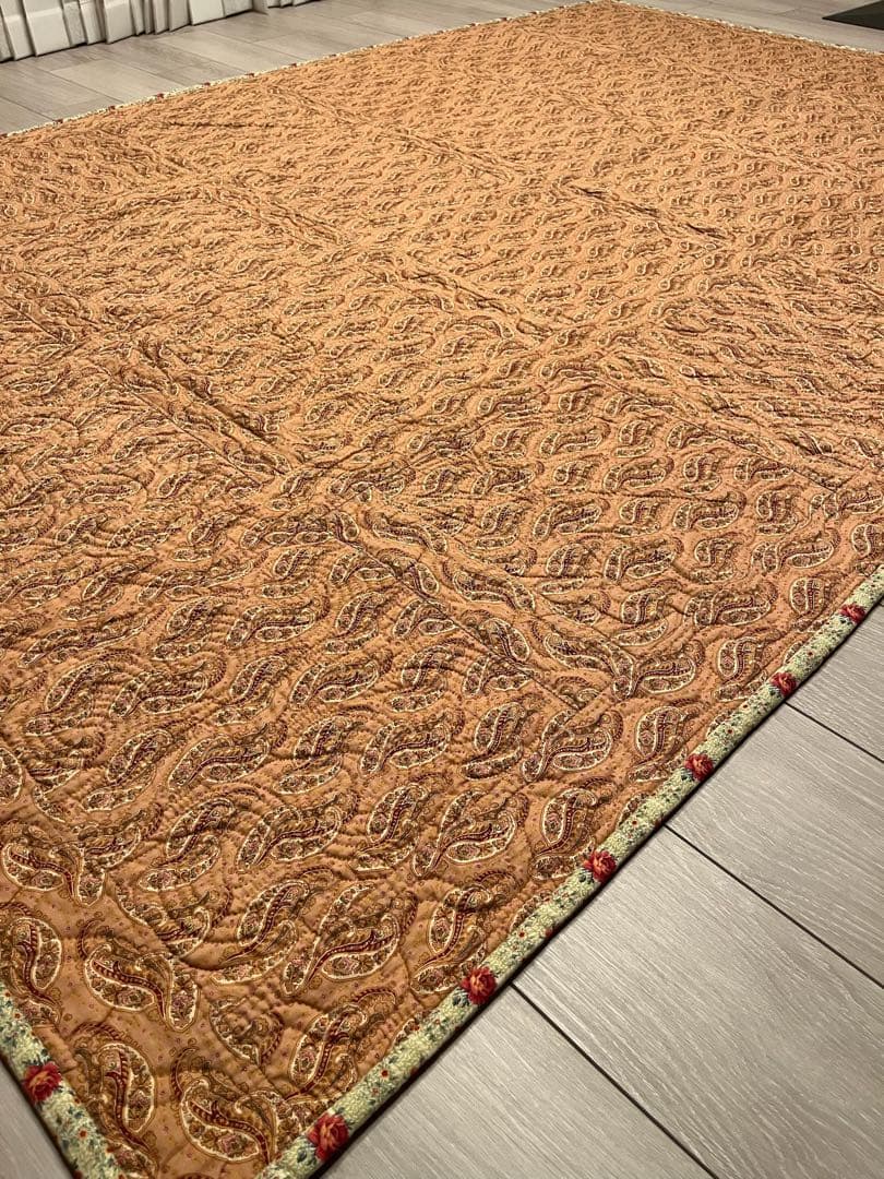 と*ん様 【美品】大型パッチワークキルト 230cm × 157cm