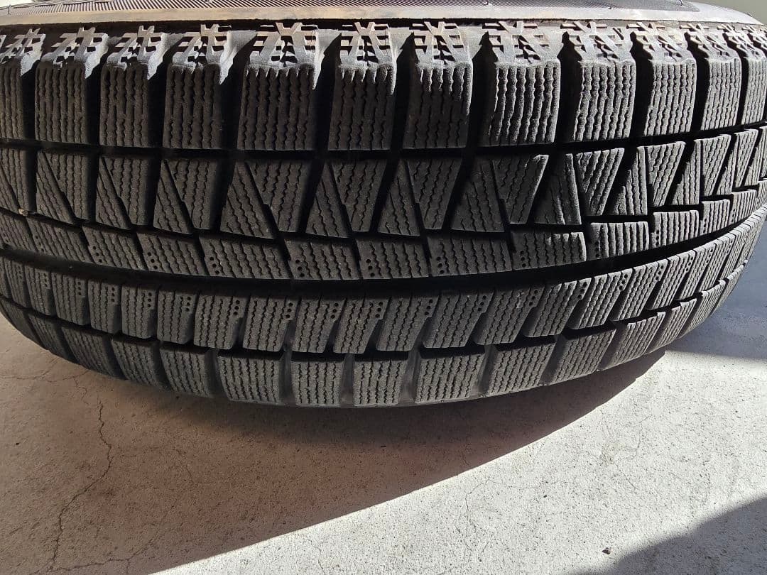 l*y様 スタッドレスタイヤ　ブリヂストン 15インチ タイヤ・ホイールセット