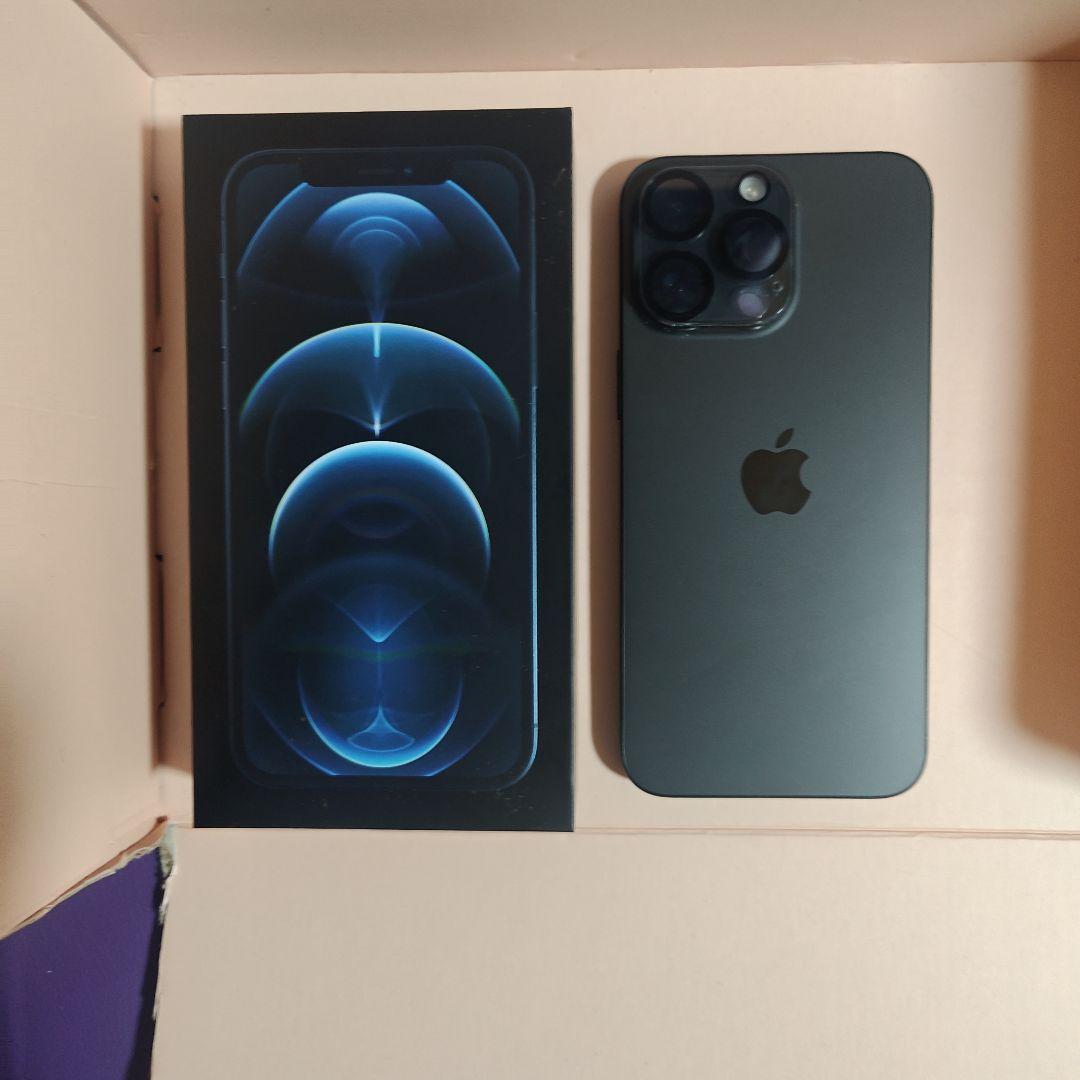 iPhone 15 ProMAX グラファイト 本体，正規ケース付き、コード付き