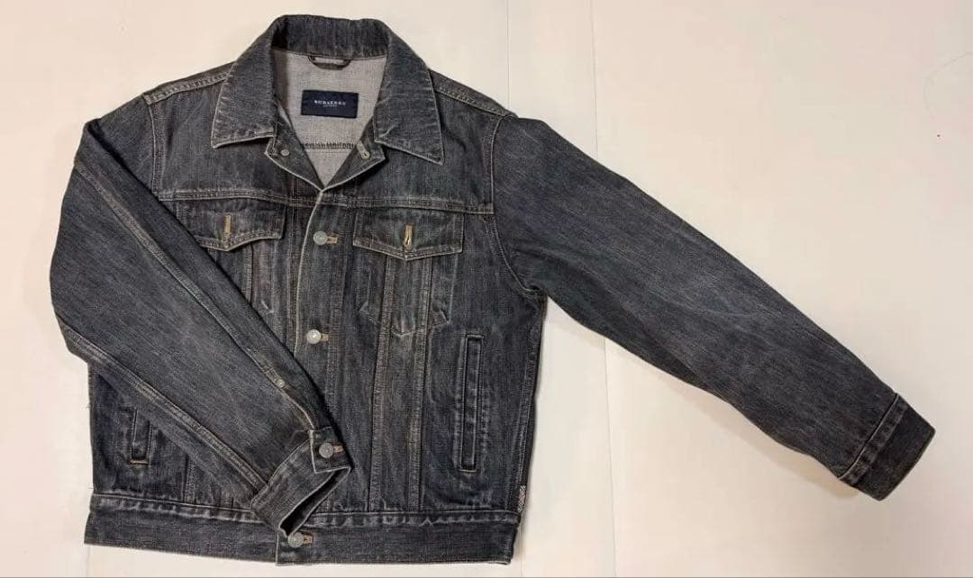 BURBERRY ブラックデニムジャケット