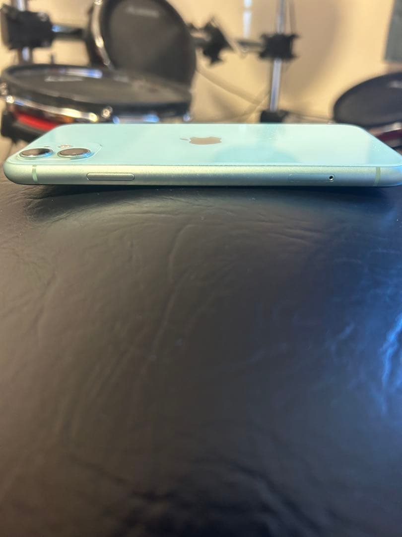 Apple iPhone 11 ミントグリーン (Face ID 使えません)