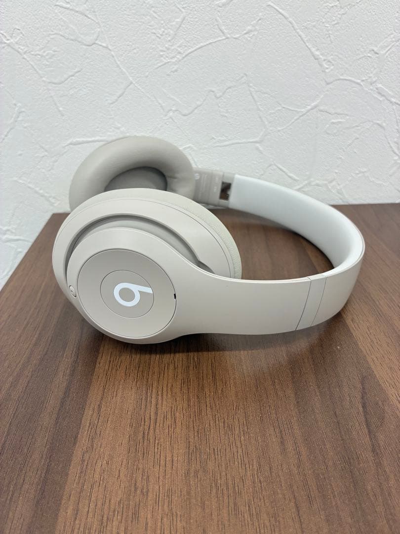 Beats Studio Pro ワイヤレス ヘッドホン サンドストーン