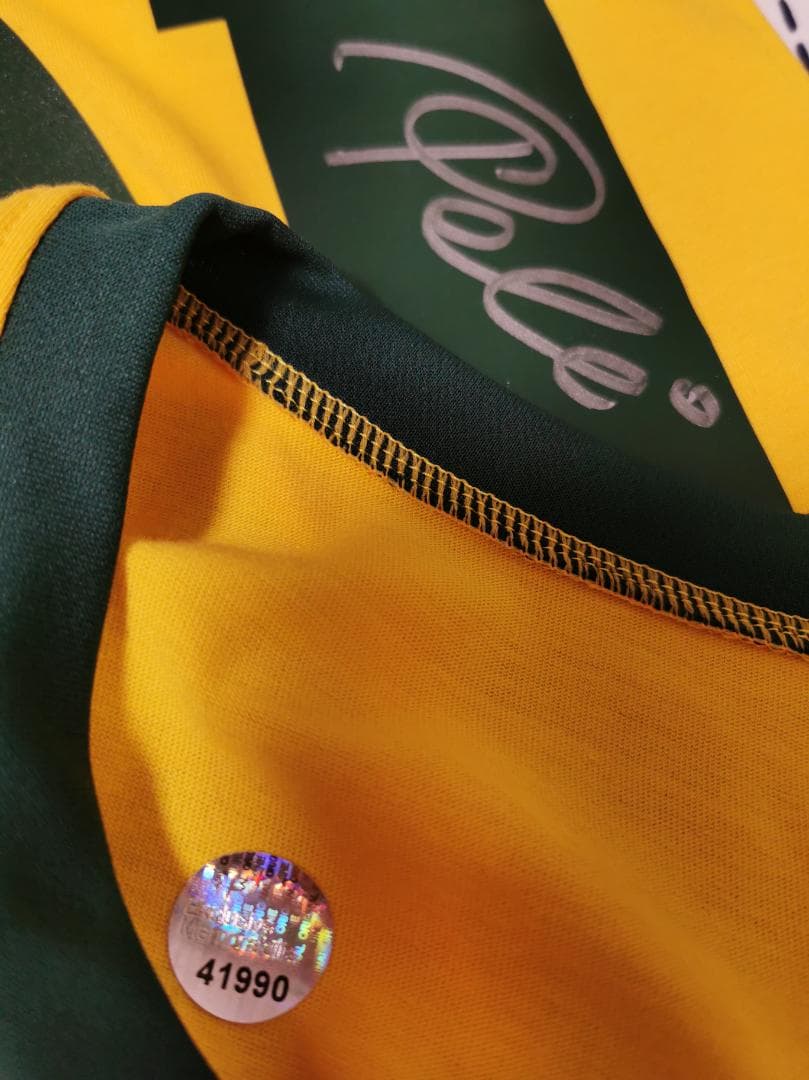 ペレ 直筆サインユニフォーム　証明書付 Pele autograph