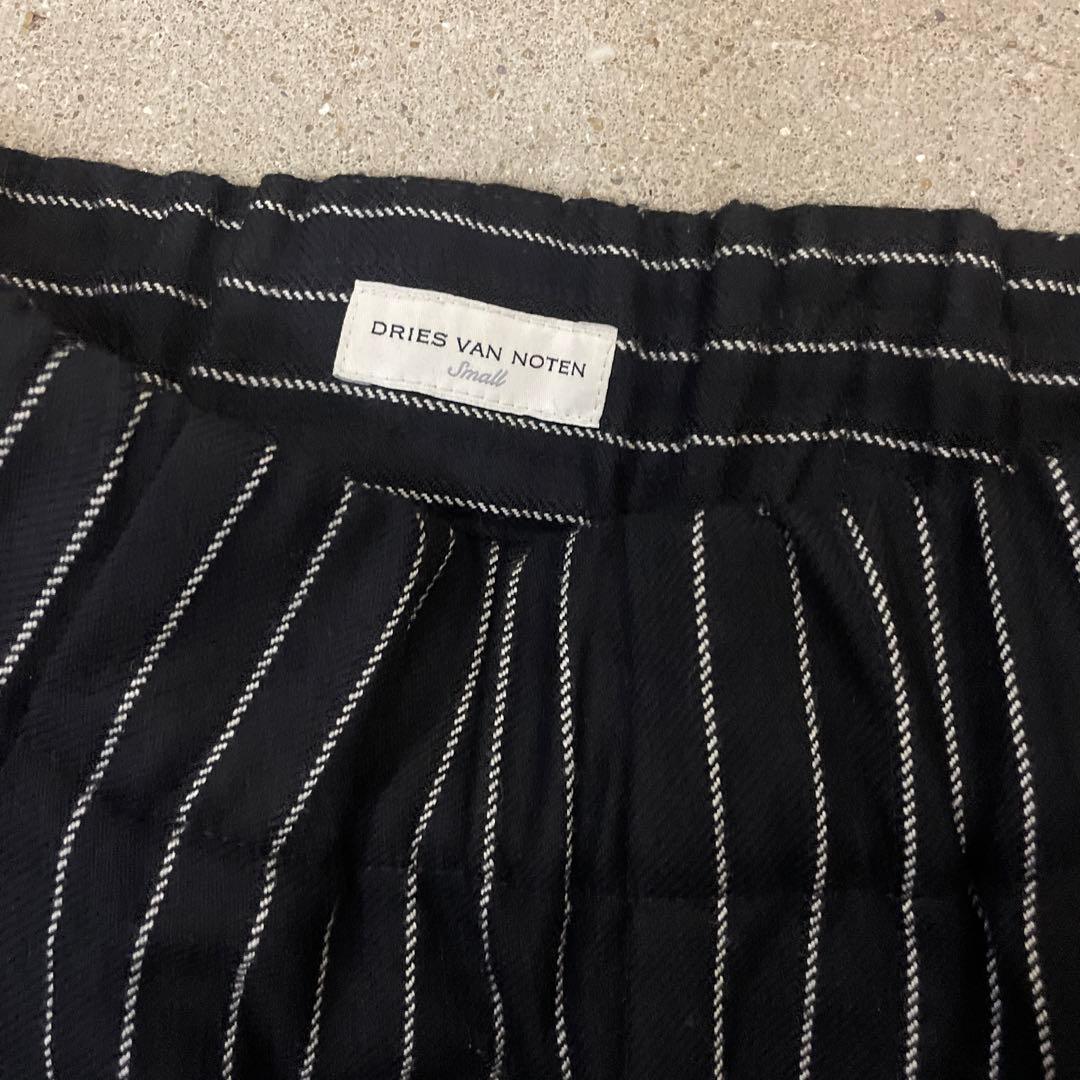 DRIES VAN NOTEN ブラック　ストライプトラウザーズ