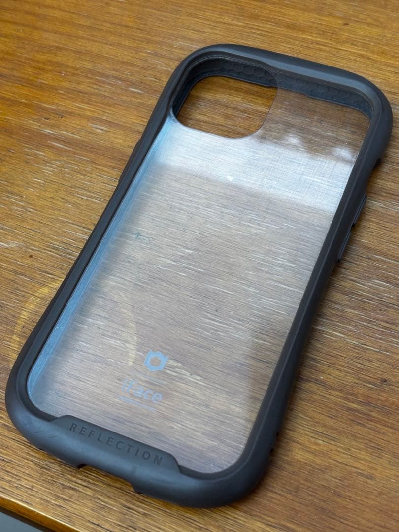 Apple iPhone 14 スターライト色　本体128GB