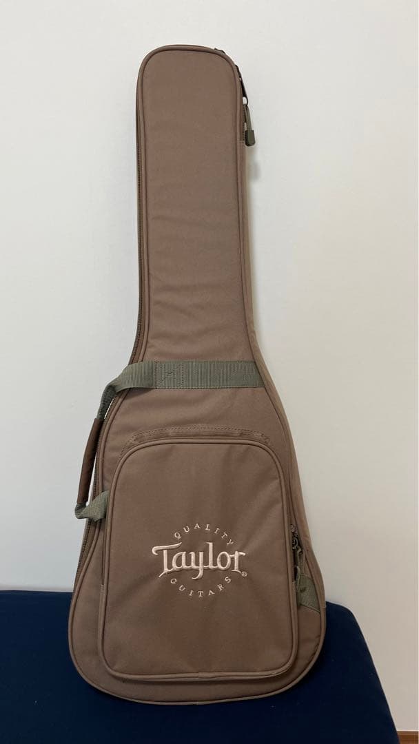 【セリア】Taylor Swift Baby T アコースティックギター