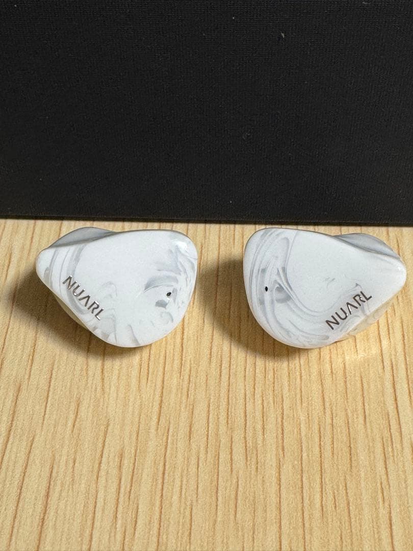 イヤホン NUARL Inovator White Porcelain