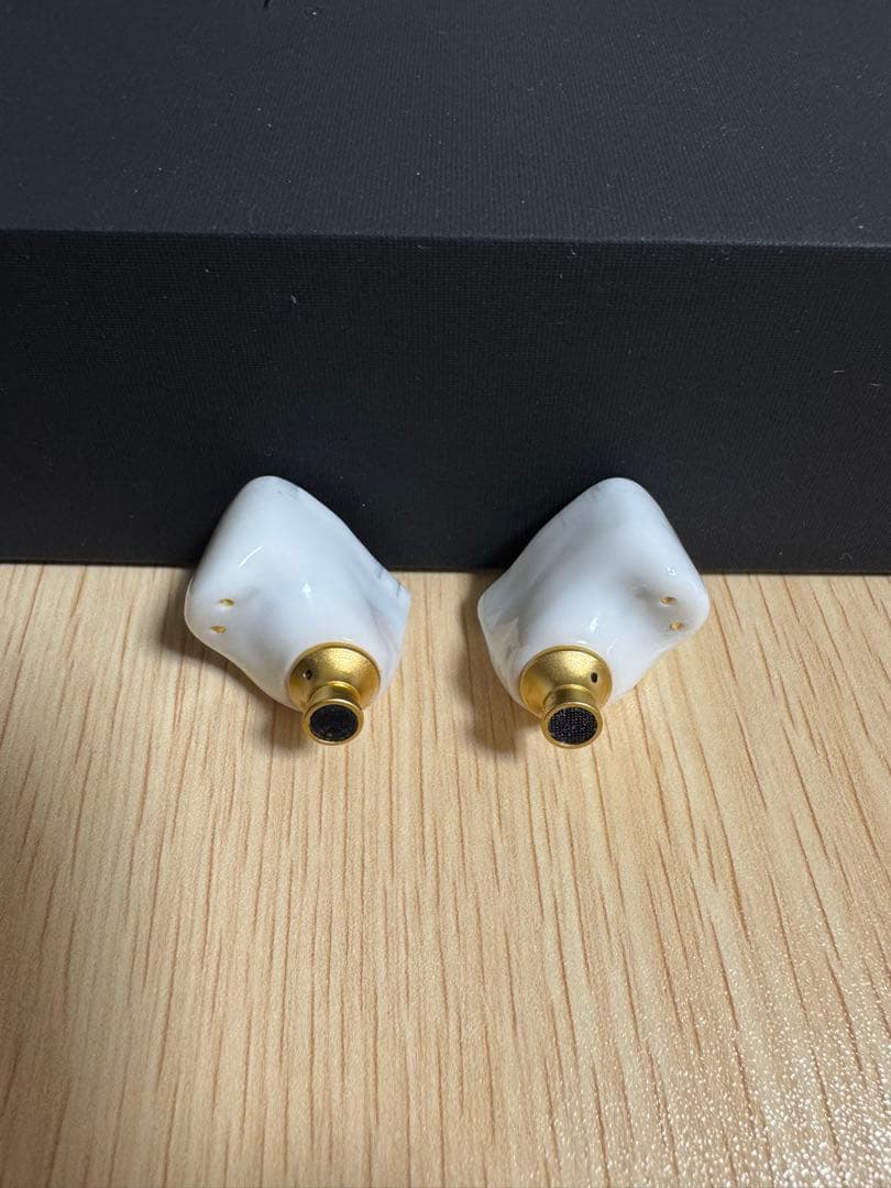 イヤホン NUARL Inovator White Porcelain