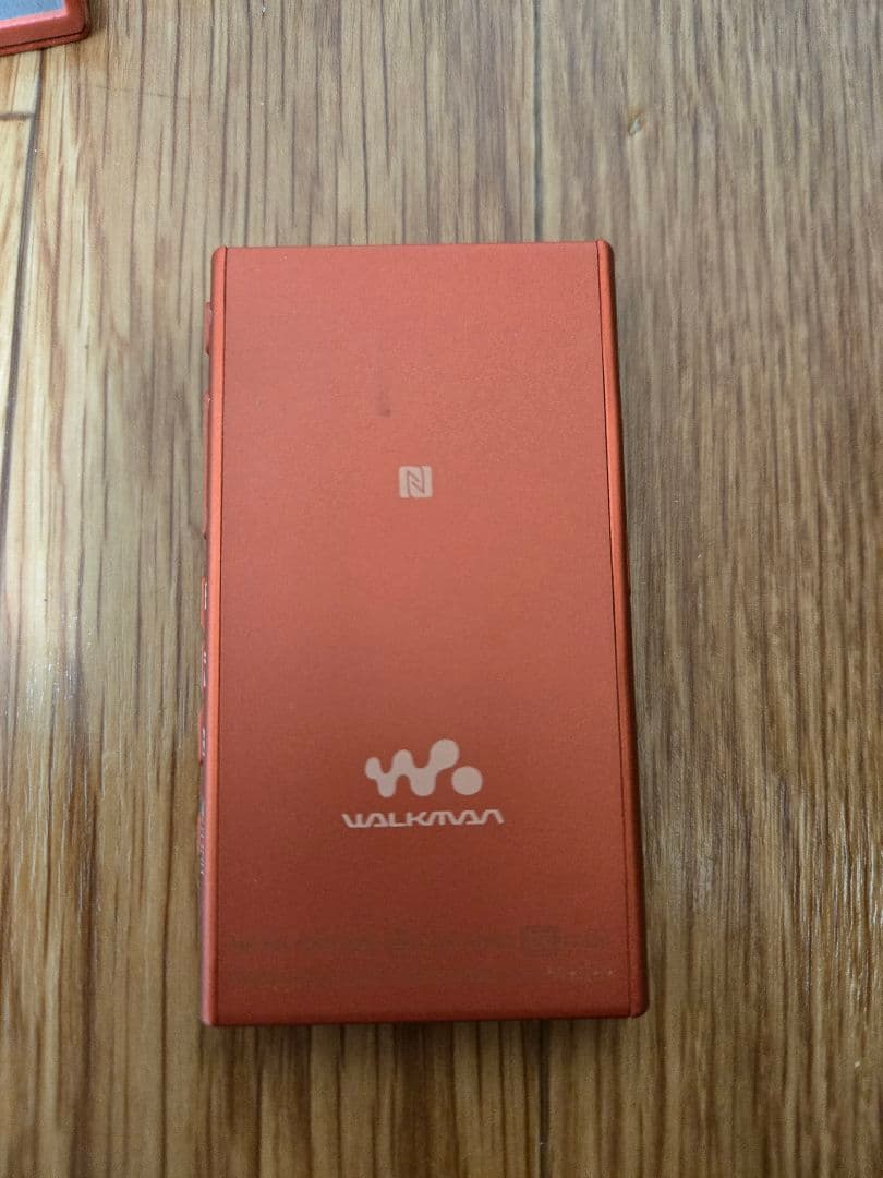 SONY WALKMAN デジタルオーディオプレーヤー オレンジ　nw-a45