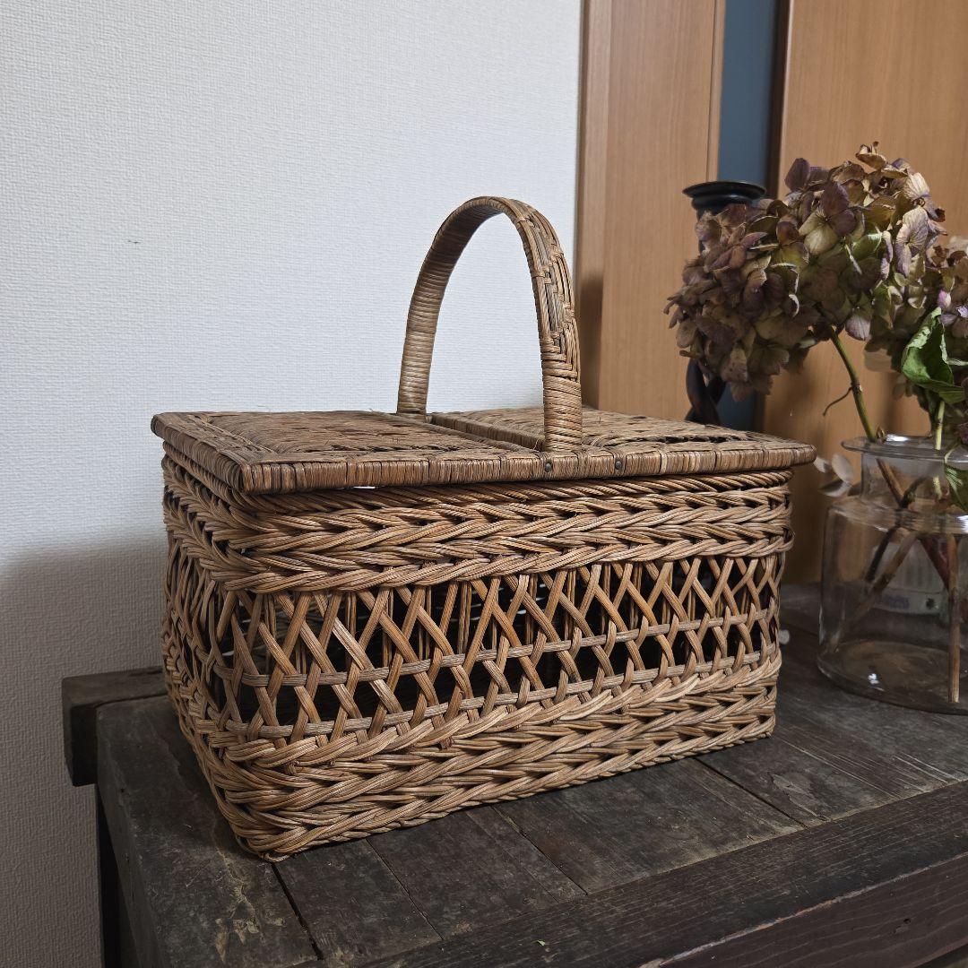 アンティーク　カゴ　パニエ　蓋付きバスケット　かご　籠