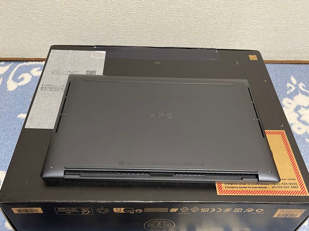 新品同様 Dell XPS 9440 14.5インチ120Hz Ultra 7