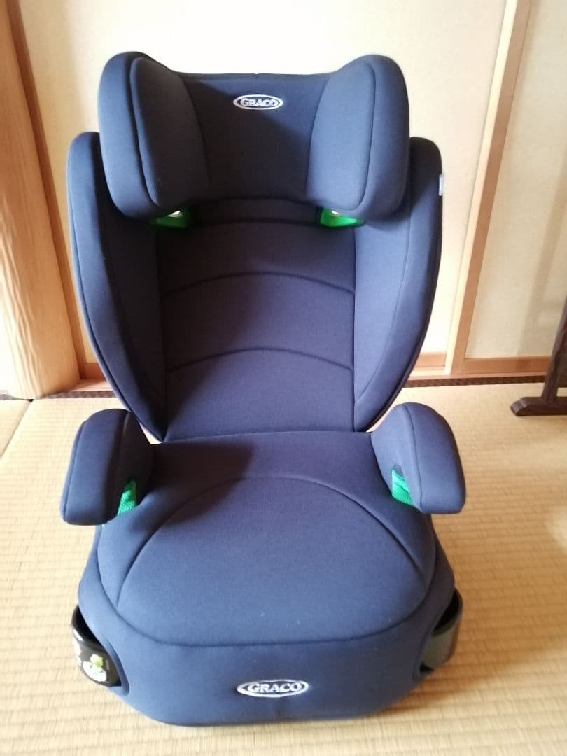 Graco ジュニアシート ネイビー 　未使用に近い
