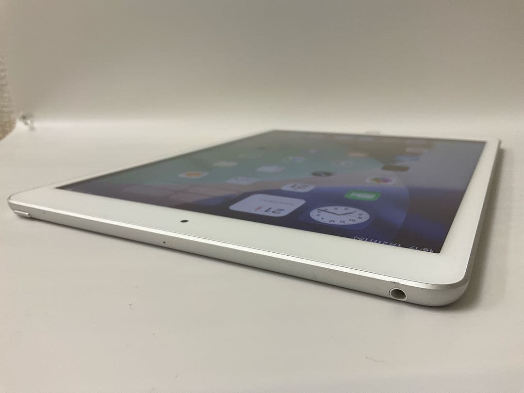 IPAD 第8世代 32GB シルバー Wifiモデル ★即日発送★