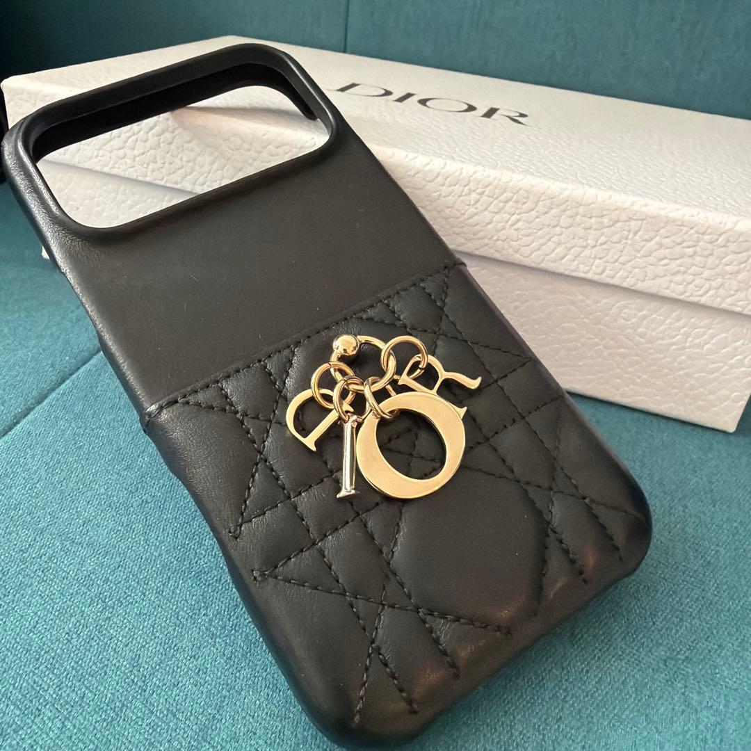 完売品　CD ディオール　iPhone17 ProMAX ケース 黒