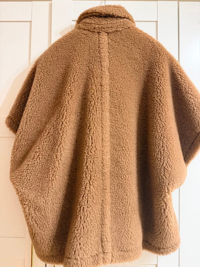 MaxMara マックスマーラー　テディーケープ　キャメル