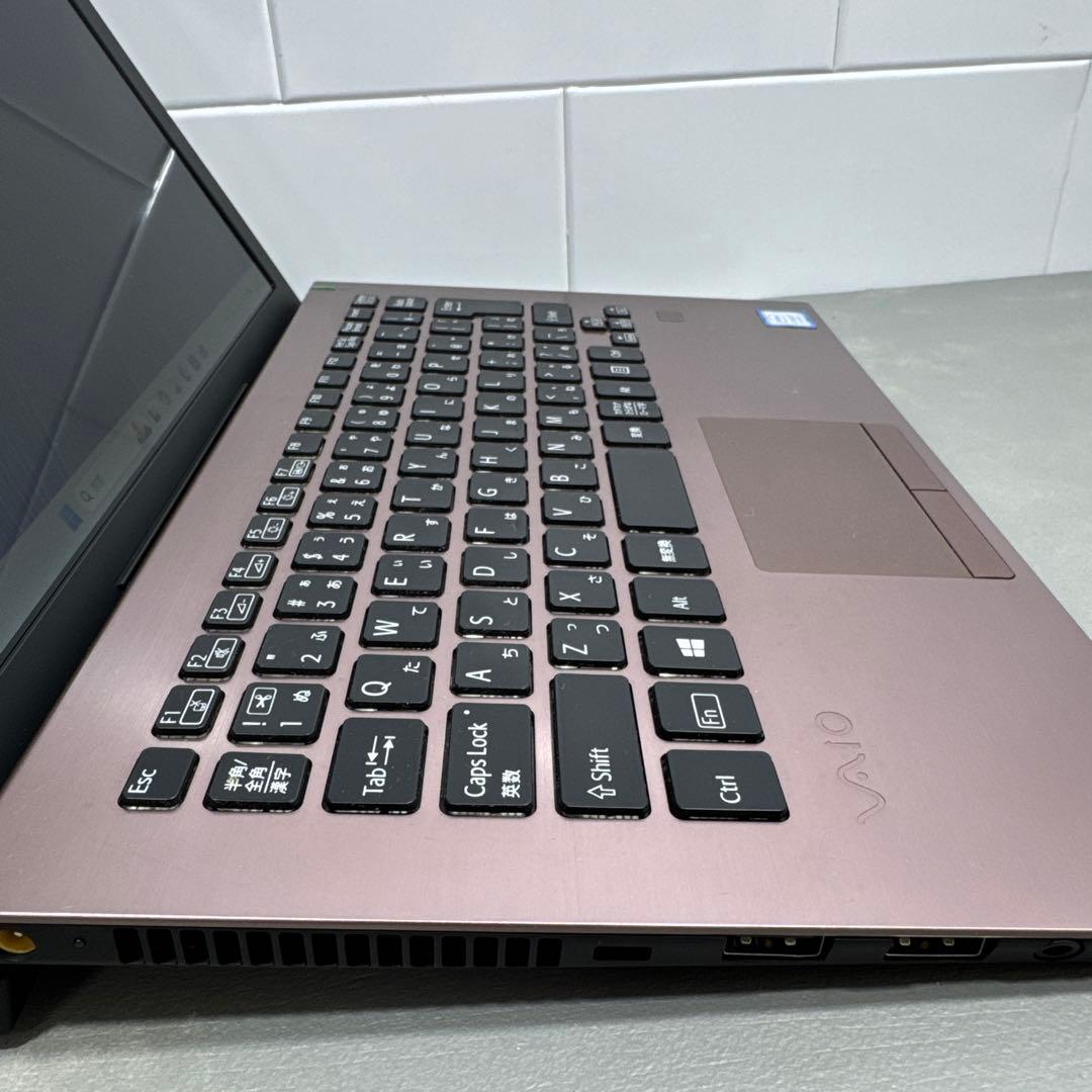【限定】VaioS11ブラウン＆ブラック☘8世代i7メモリ16NVMe512