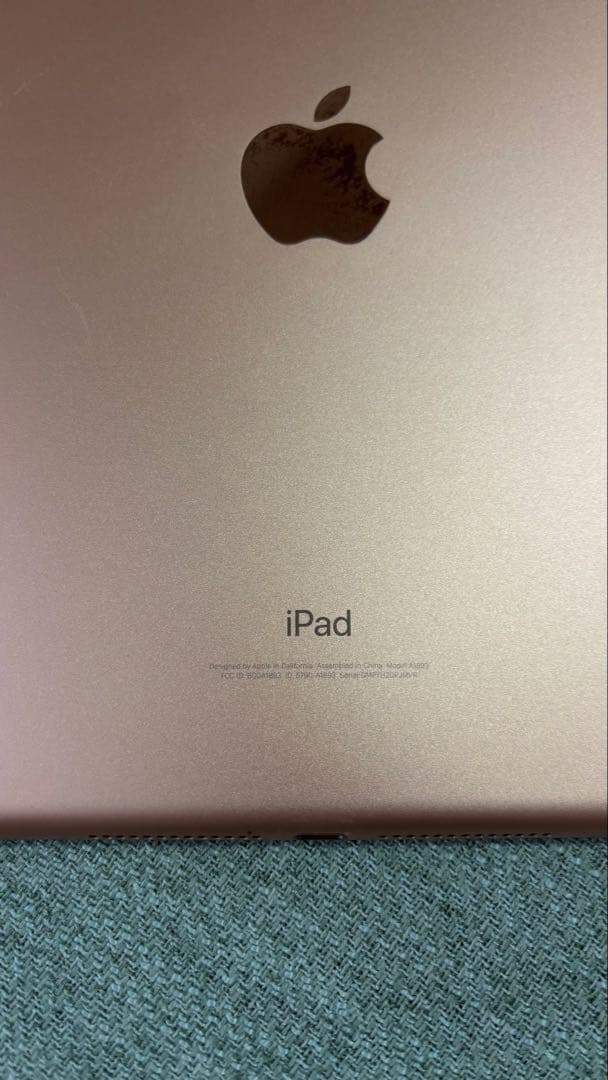 iPad 6世代 32GB 美品 SIMフリー ゴールド 本体