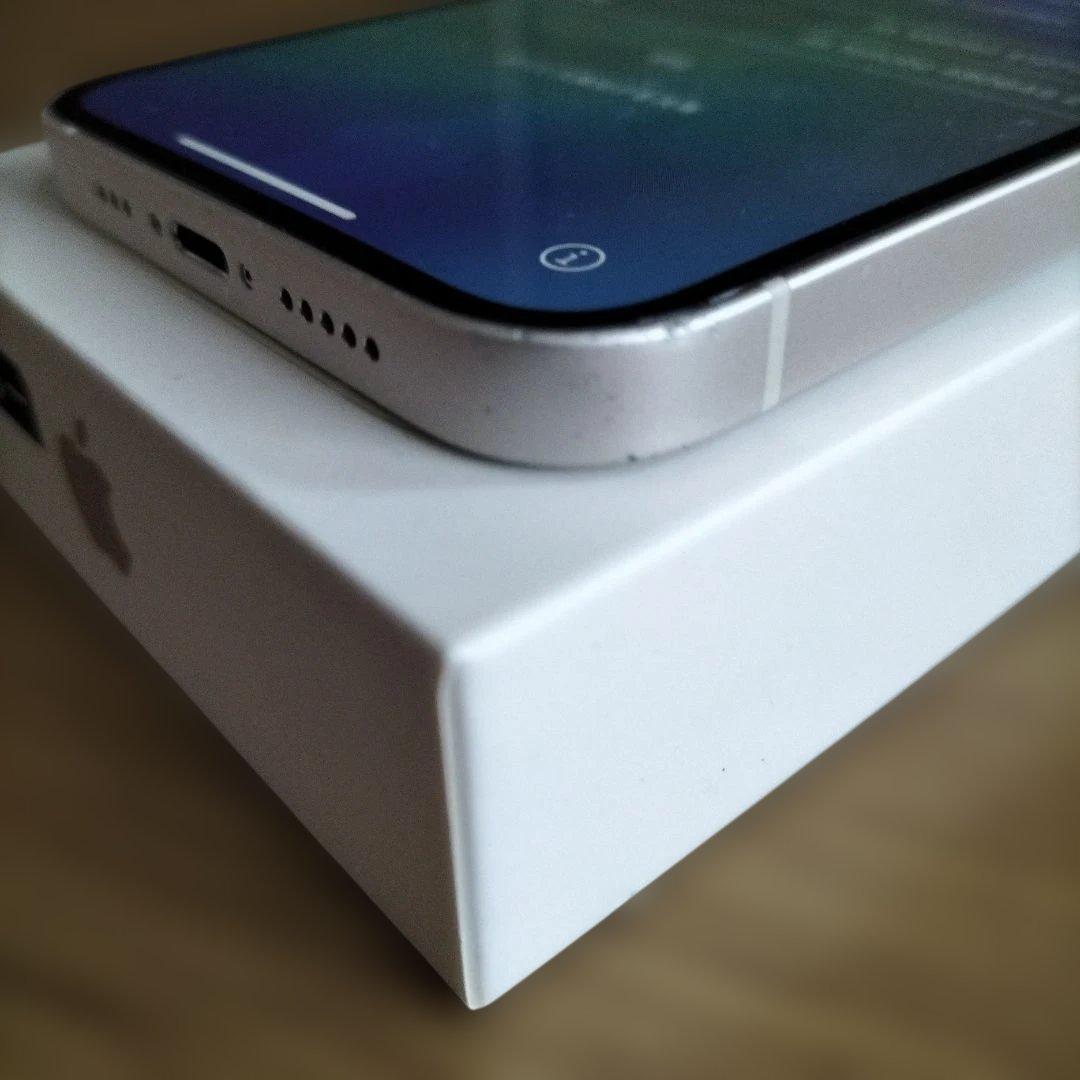 スマートフォン本体 Apple iPhone 13 Starlight 128GB