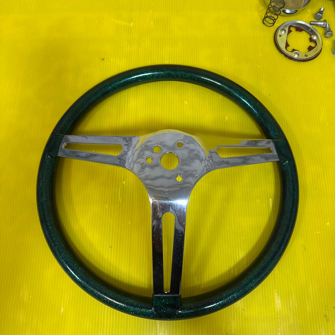 カリフォルニアメタルフレークグリーンステアリングホイール、グラントハンドル