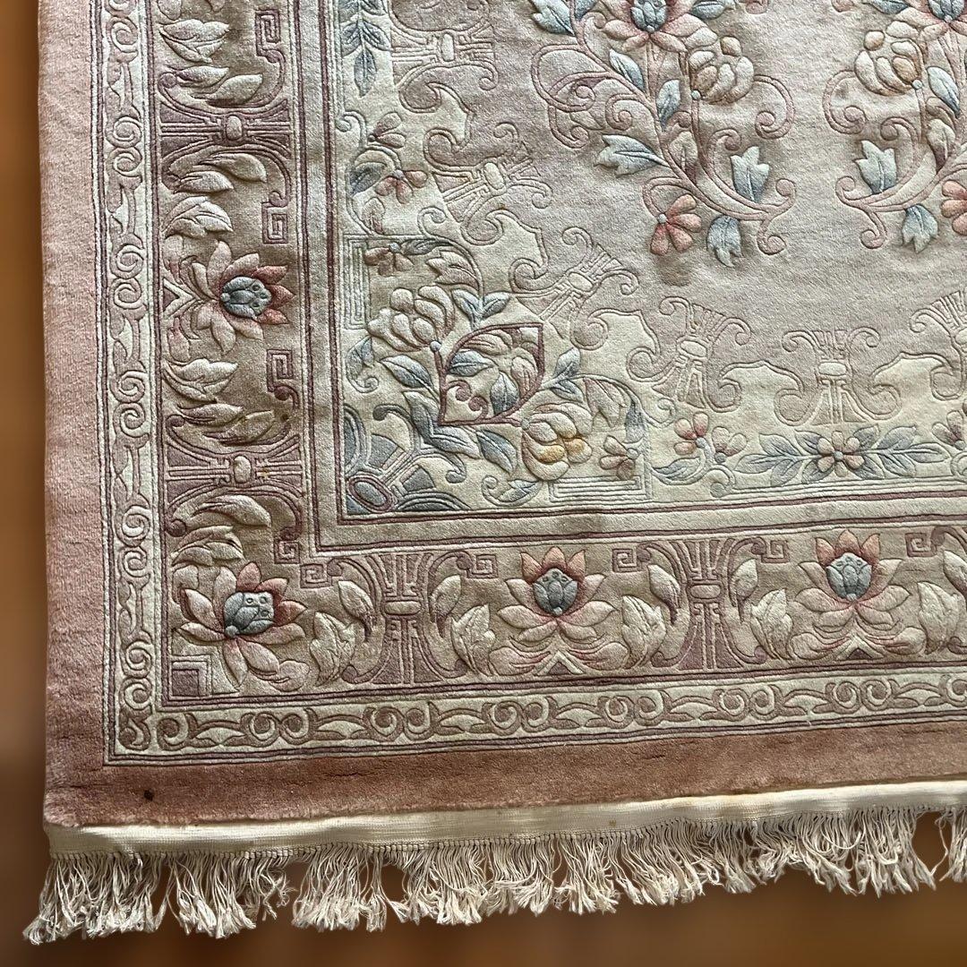 中国緞通　ウール製　千代田絨毯　花柄カーペット 181X 273cm