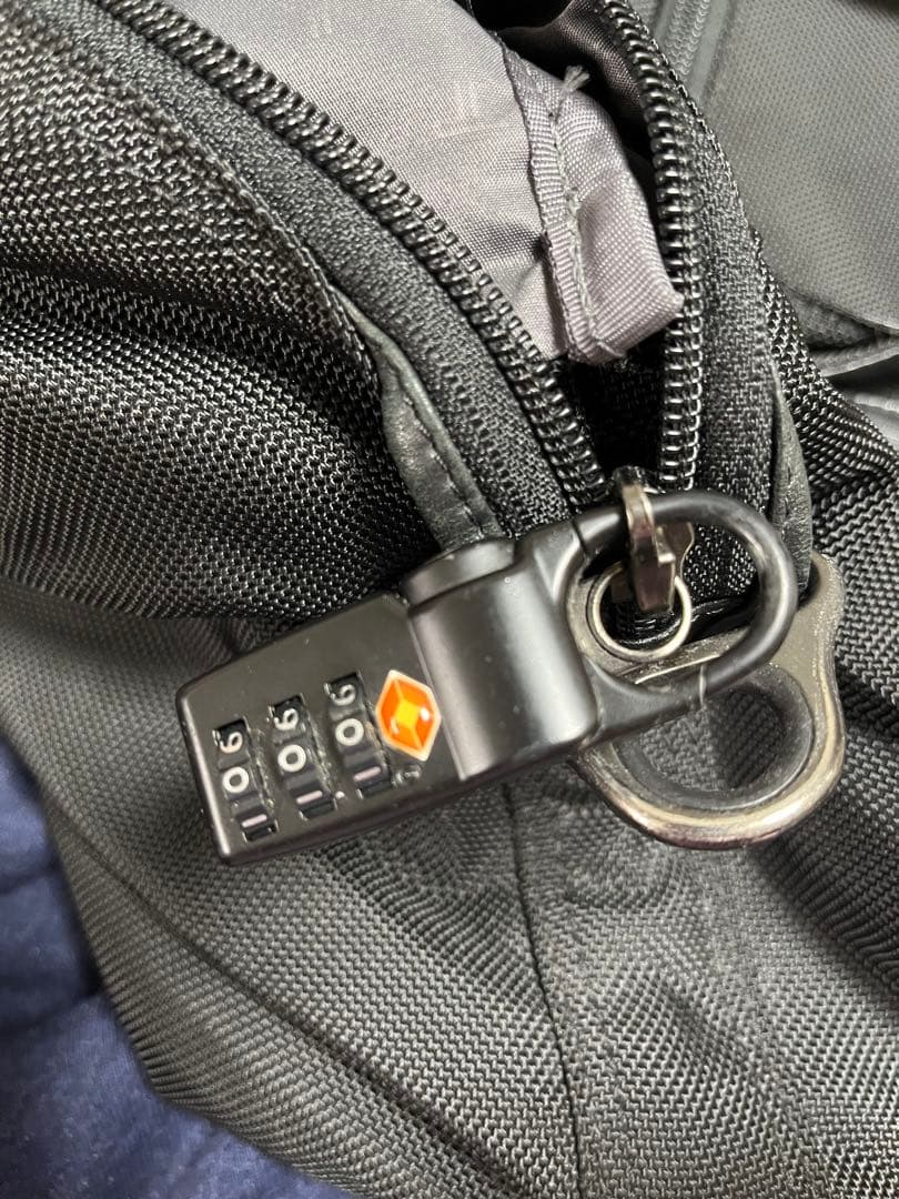 TUMI ボストンバッグ Generation 4　 22149D4