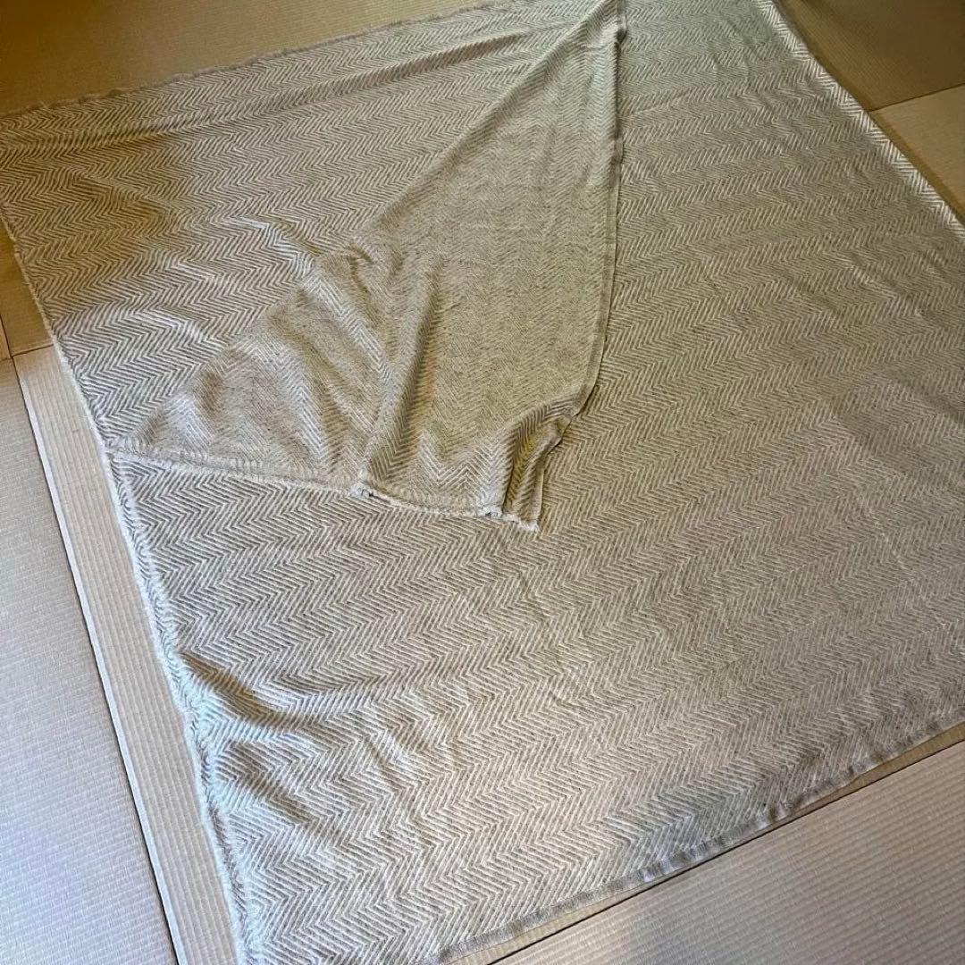 メルカリ市のお値下げ❣️カシミア100%ホワイトベージュ ヘリンボーンブランケット
