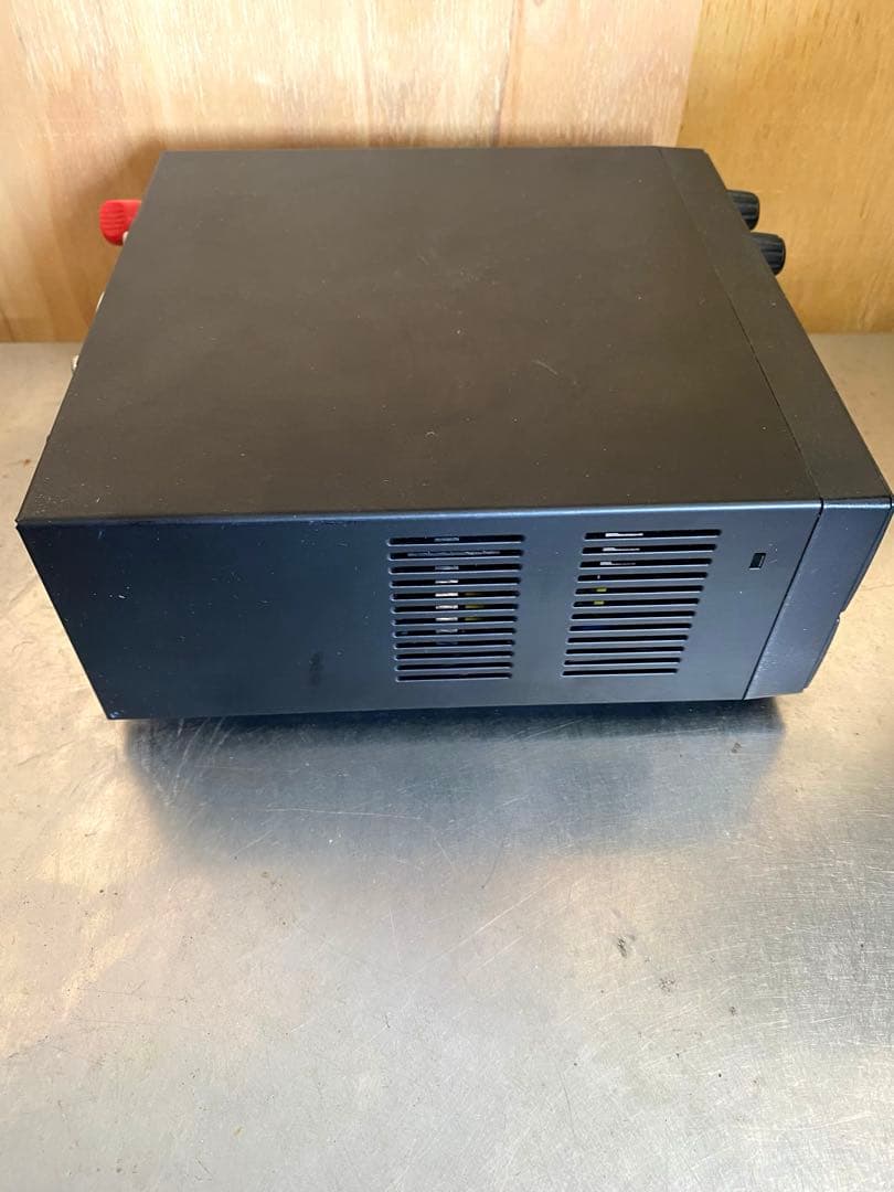 BK Precision 1688B スイッチング DC 電源、18V/20A