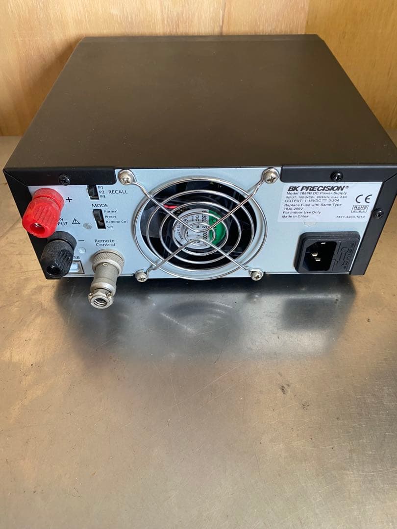BK Precision 1688B スイッチング DC 電源、18V/20A