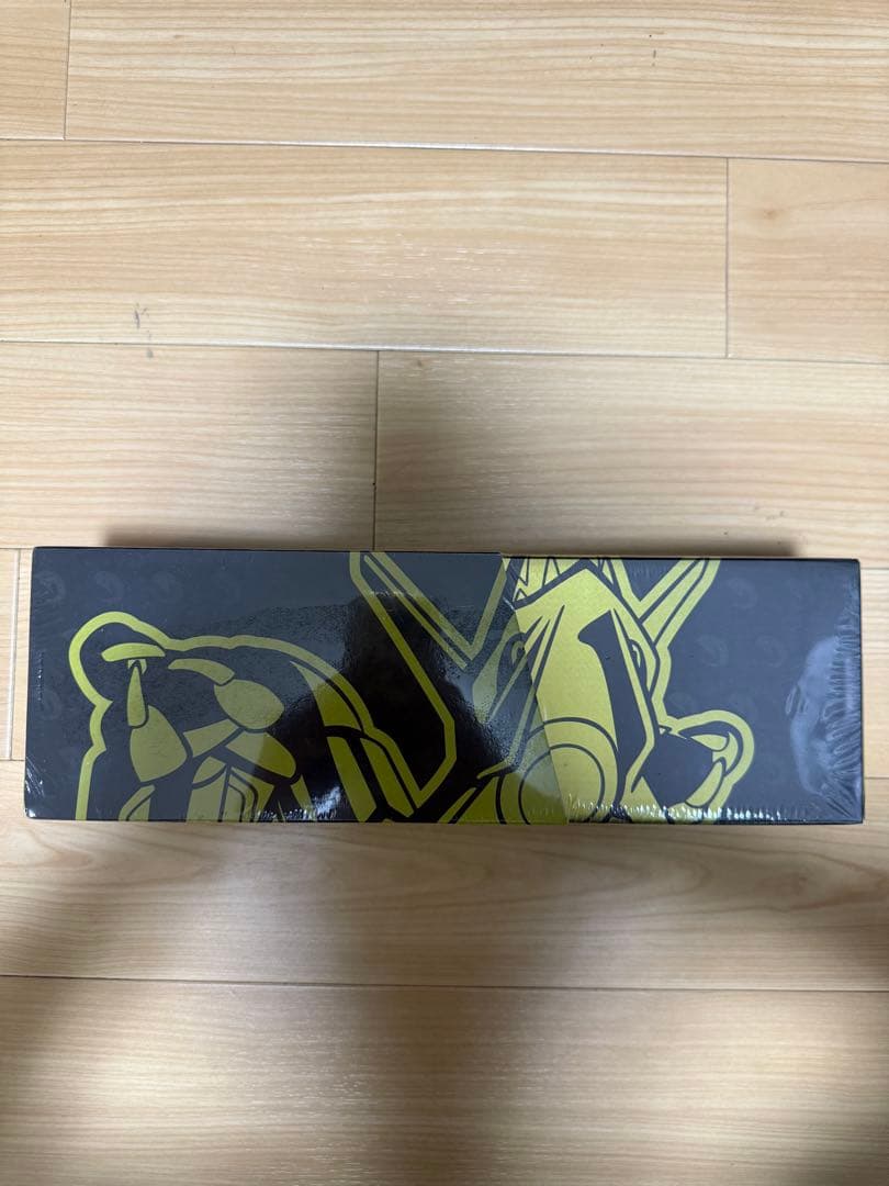 ポケモンカード レックウザ 25thコレクションBOX(台湾/香港限定)