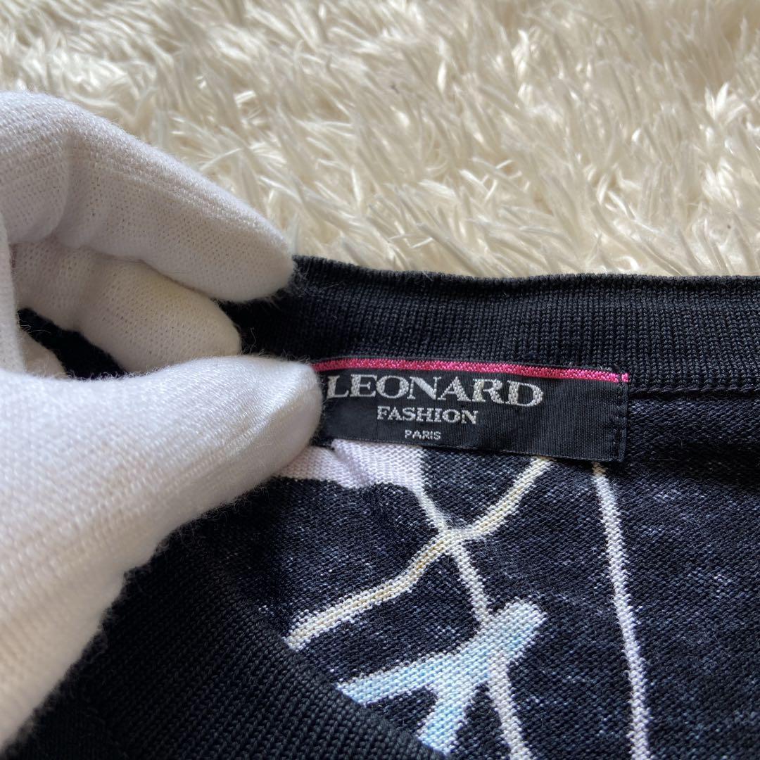 美品　レオナール　花柄ニットカーディガン　ブラック　綿　M 金ボタン　フラワー