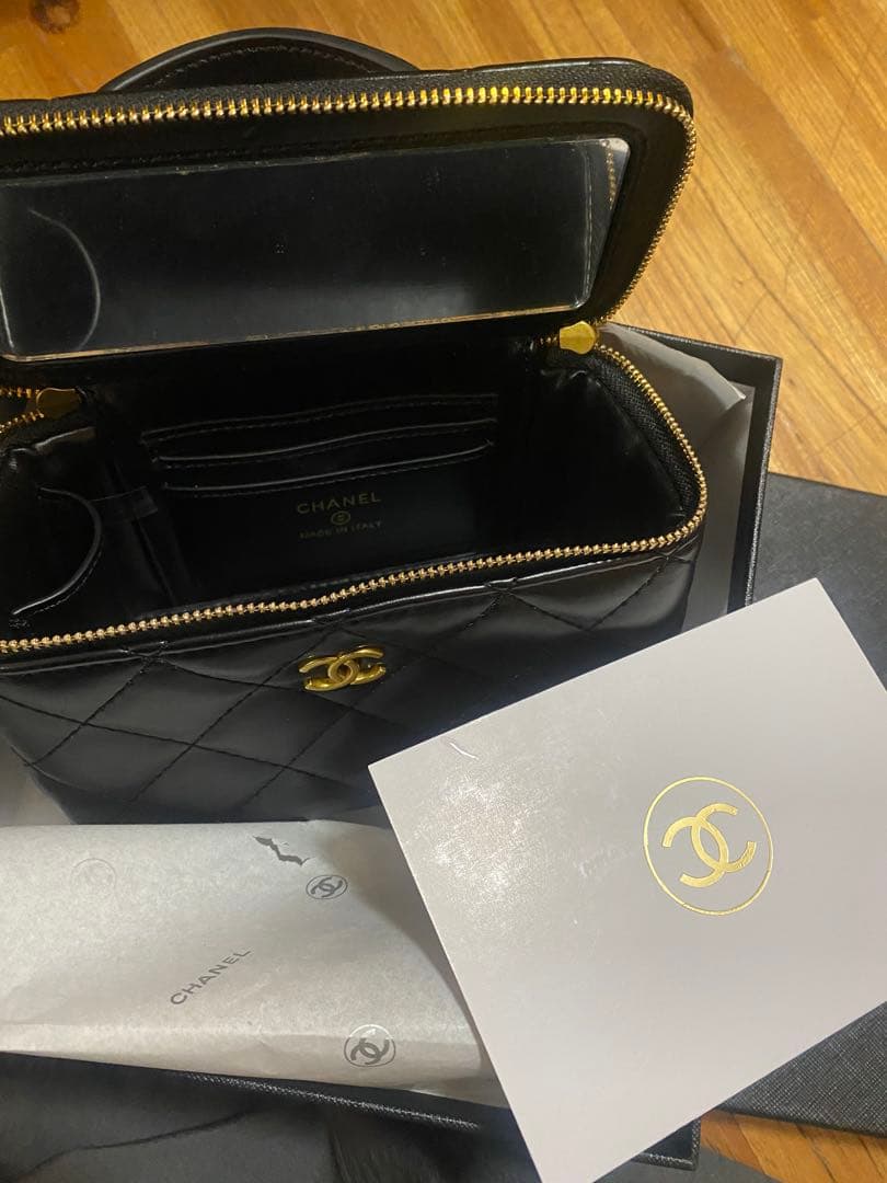 ♡1点のみ♡CHANEL ブラックバニティショルダーバッグ