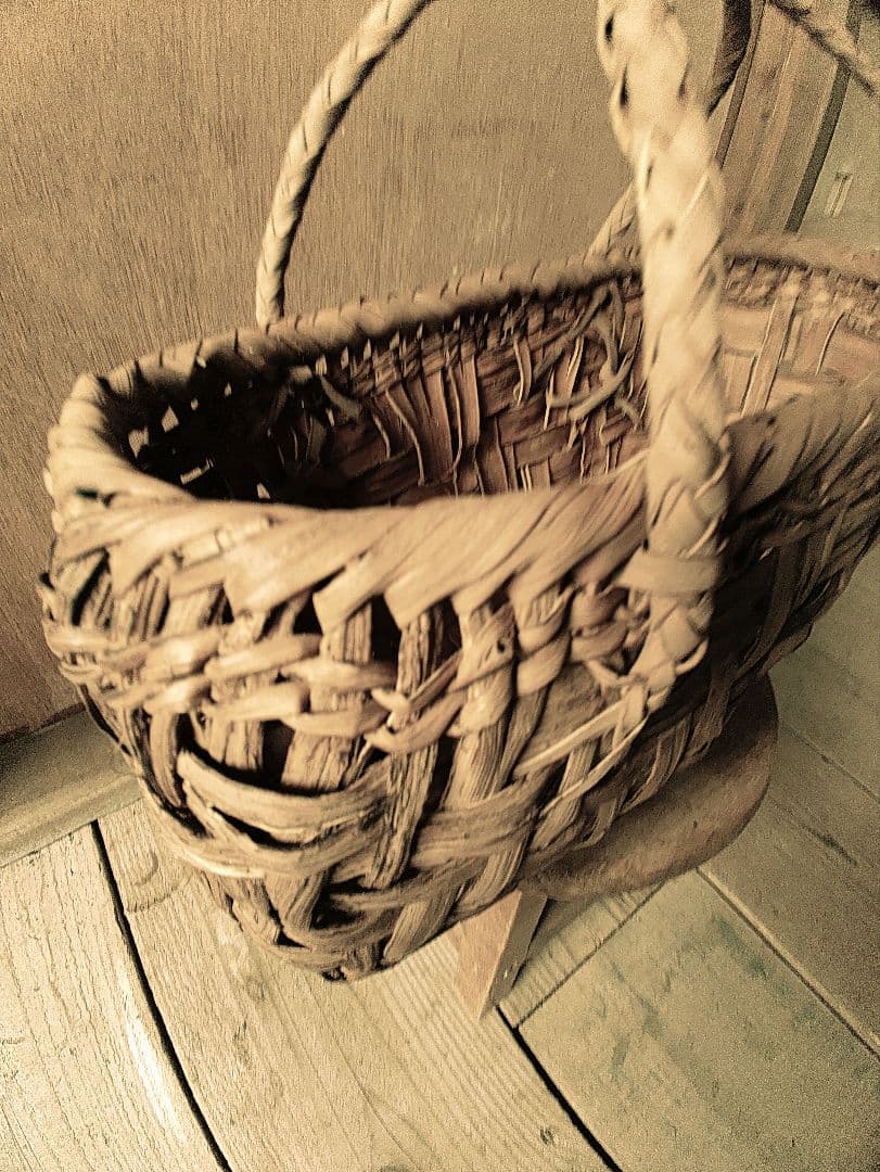 み*ん様 信州安曇野の山葡萄かごバック。里山手仕事。