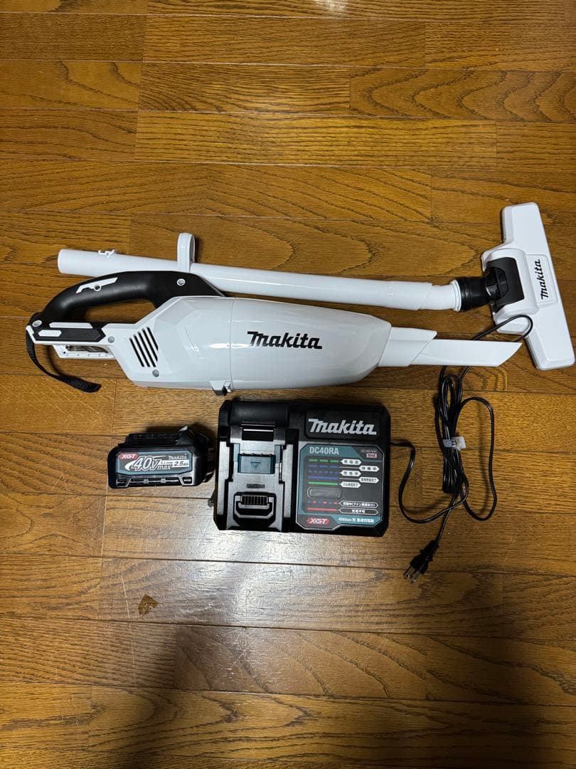 Makita 40V掃除機 充電器付き
