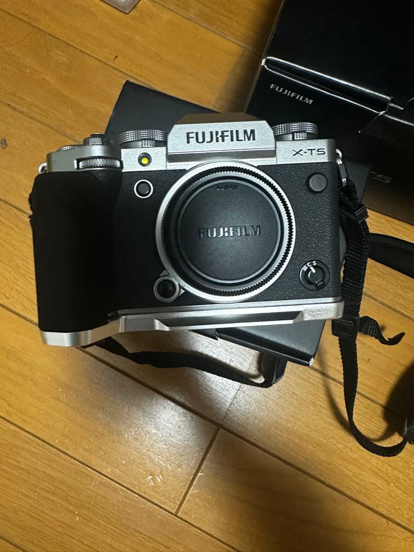 Fujifilm X-T5 + Fujinon 35mm XF16-55 セット