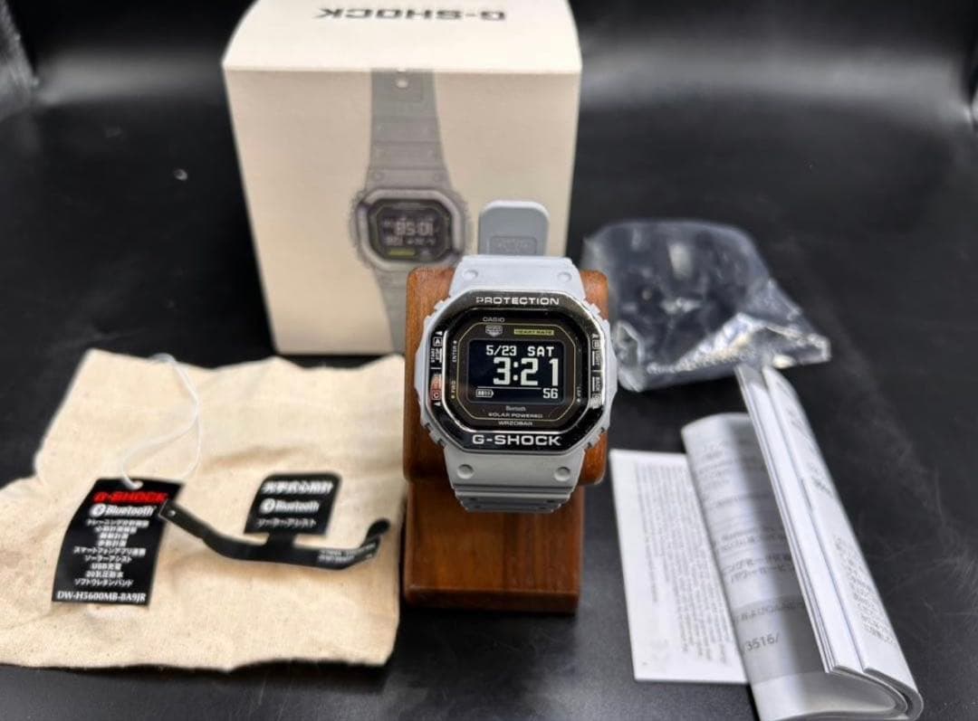 後継現行品G-SHOCK DW-H5600MB メタルベゼル 心拍計搭載