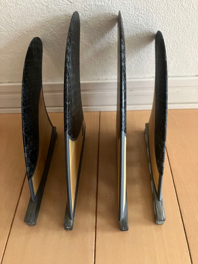 futures QUAD RASTA BAMBOO 2.0 後期デザイン　超美品