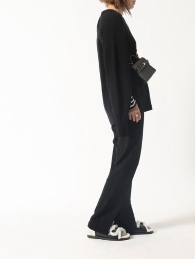 新品未使用タグ付★ 【CINOH/チノ 】 SLIT BLACK パンツ