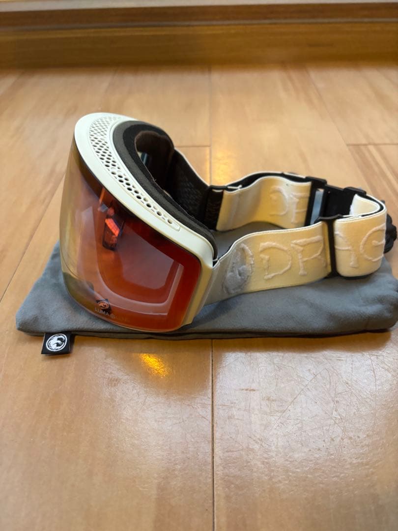 DRAGON PXV 23-24 スペアレンズ付属